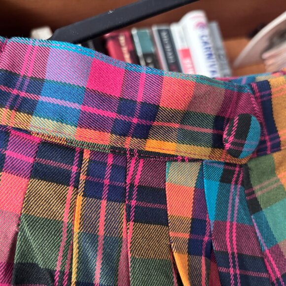 NWT Voodoo Vixen Size UK 12/ US 8 Multicolour Plaid Skirt with Waist Button Deta - Picture 3 of 7